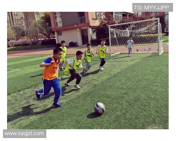 足球运动的核心在于体力的较量与竞技精神的结合